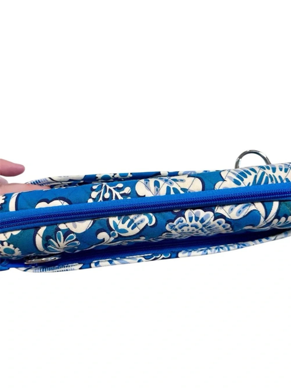 Vera Bradley Blue and White Quilted Hard Shell Padded Floral Laptop Case